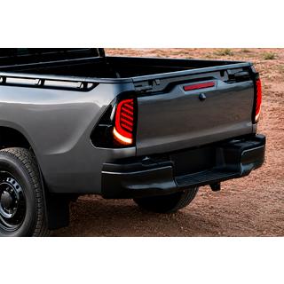 Pilotos traseros V1 (2 uds.) Toyota Hilux 2015- foto 1