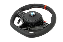 BMW Serie 5 G30/G31 2017–2023 Volante estilo CS foto 4