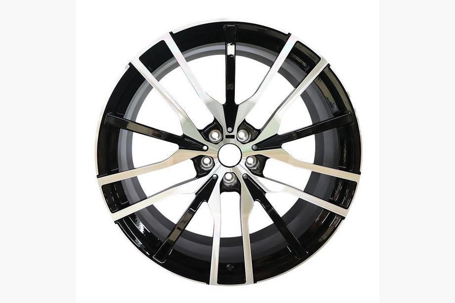 BMW Llantas forjadas DH-Style V8 R22 Image