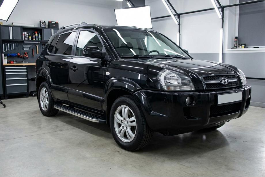 Hyundai Tucson JM 2004- Estribos Laterales BlackLine (2 uds, Aluminio) Image