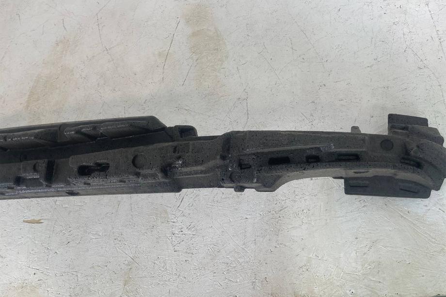 Mercedes S-class W222 2013-2022 Absorbedor del refuerzo del parachoques delantero (2018+) Foto 2