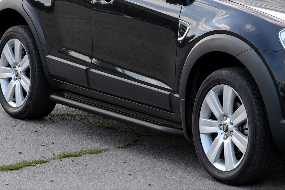 Chevrolet Captiva 2006-2019 Estribos laterales Premium Black (2 uds., acero inoxidable) Ø60 Foto 3