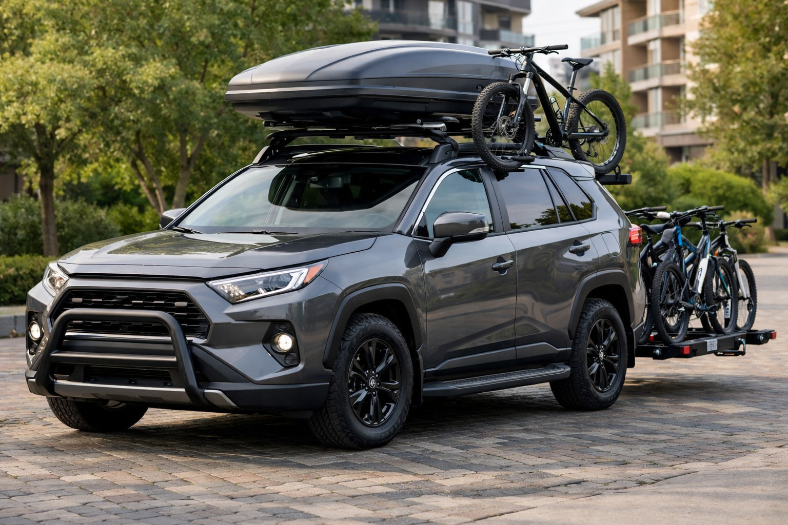 Qué añadir a un Toyota RAV4 2019+ tras la compra para ciudad y viajes familiares