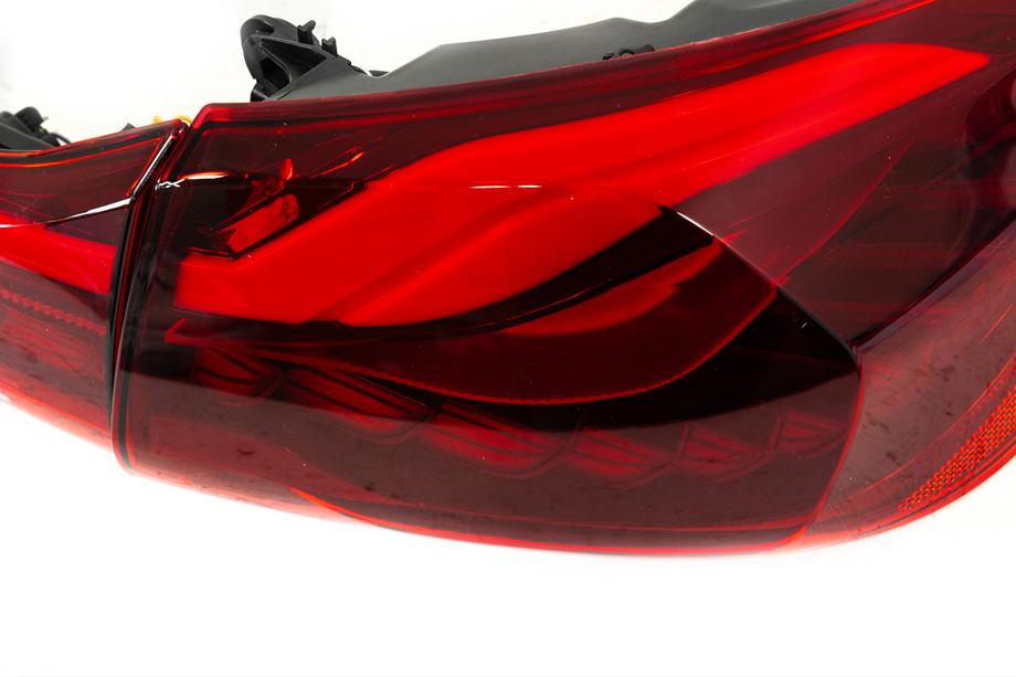 BMW 4 Series F32/F33/F36 2012-2020 Pilotos traseros M4 Style rojos Foto 9