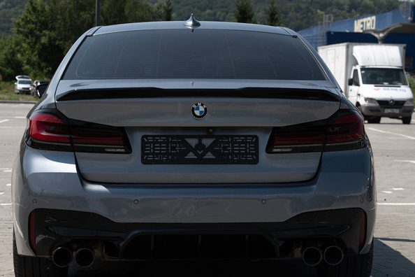 De un BMW G30 estándar a un M5 Competition 2021: qué se instaló Foto 7