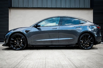 Tesla Model 3 2017- Extensiones de faldones laterales Fast (para 2017-2023) foto 1