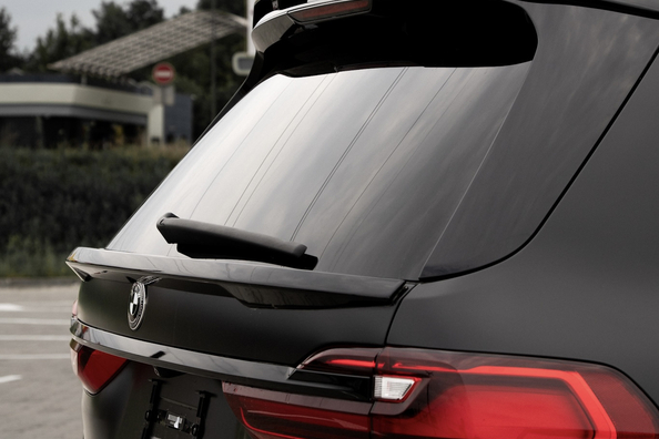 De BMW X7 G07 de serie a M-Sport: trabajos y resultado Foto 3