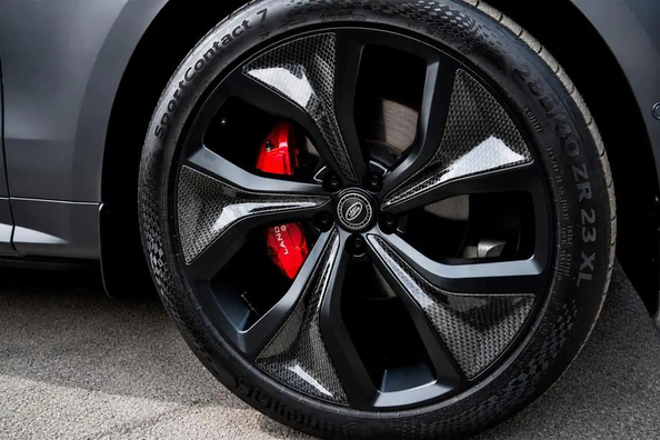 Actualización del Range Rover Sport 2025: montaje de llantas de aleación Foto 2