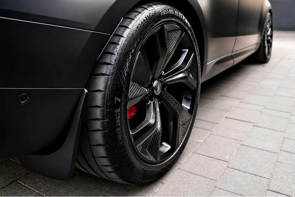 Actualización del Range Rover Sport 2025: montaje de llantas de aleación Foto 7