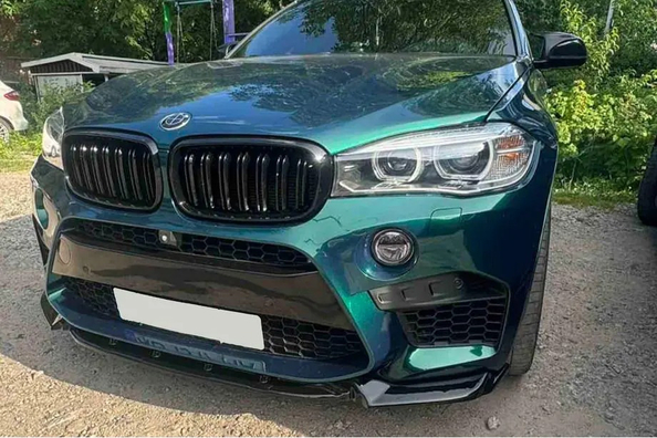 Tuning del BMW X5 F15: carcasas de espejo, spoiler y lip delantero Foto 10