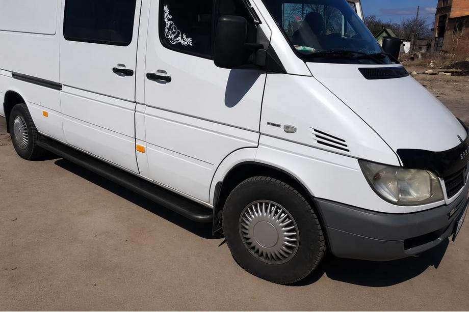 Volkswagen LT 1995-2006 Estribos laterales Premium Black (2 uds., acero inoxidable) Foto 2