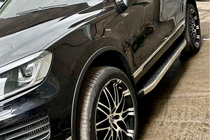 Volkswagen Touareg 2010-2018 Estribos Laterales BlackLine (2 uds, Aluminio) foto 1