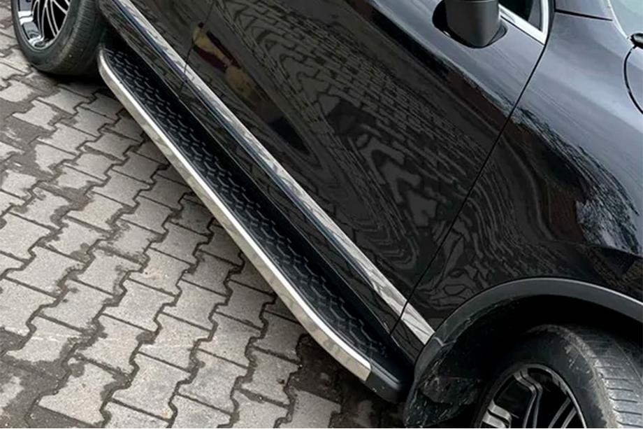 Volkswagen Touareg 2002–2010 Estribos Laterales BlackLine (2 uds, Aluminio) Image