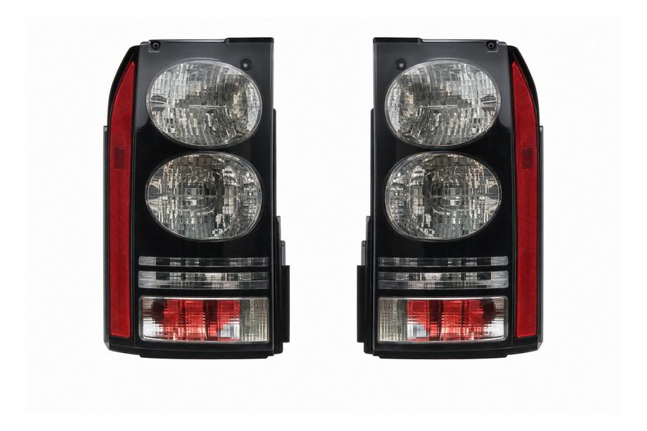 Land Rover Discovery IV 2009-2017 Pilotos traseros, carcasa negra (2014) Image