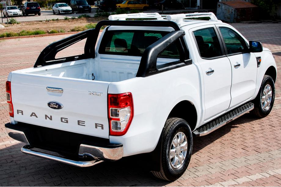 Ford Ranger 2011–2022 Estribos Laterales BlackLine (2 uds, Aluminio) Image