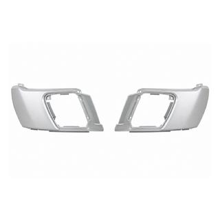 Moldura plateada para salidas de escape en el paragolpes trasero Dynamic