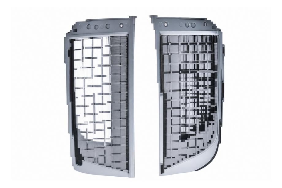 Land Rover Defender 2019- Moldura de ventilación del guardabarros (branquia) Image