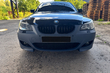 Tuning BMW E60/E61: instalación del parachoques delantero M5 foto 3