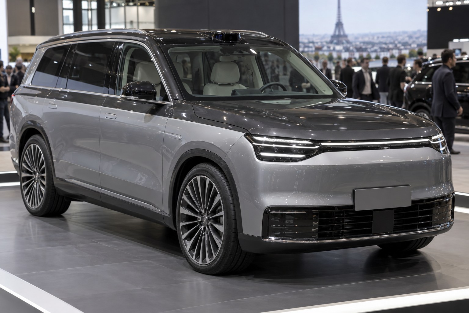 Leapmotor D19: buque insignia de seis plazas con hasta 300 km de autonomía eléctrica, visto en París