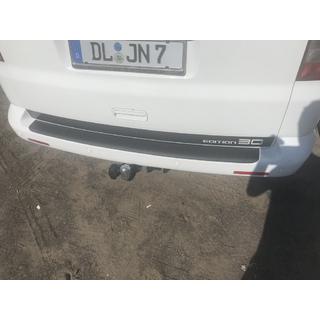 Protector de parachoques trasero con borde (plástico ABS) Volkswagen T5 2010-2015 foto 3