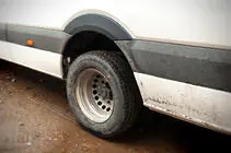Volkswagen Crafter 2006-2016 Aletines anchos (4 uds, negros) foto 5