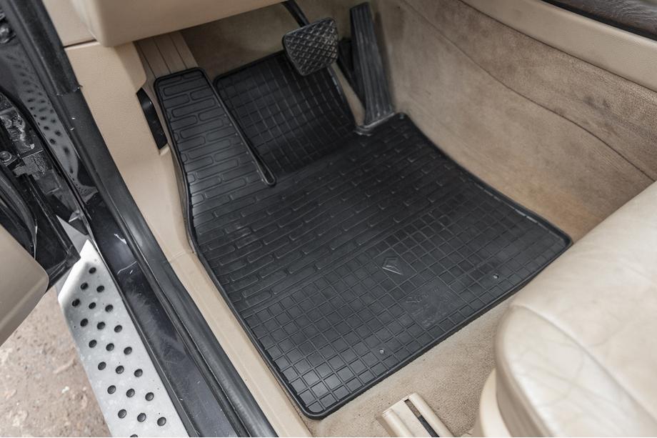 BMW X5 E70 2007-2013 Alfombrillas de goma (4 uds, Stingray Premium) Image