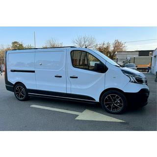 Estribos Laterales Allmond Black (2 uds., Aluminio) Fiat Talento 2016- foto 2