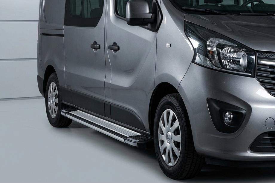 Renault Trafic 2015- Estribos Laterales Rainbow (2 uds., Aluminio) Image