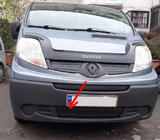 Renault Trafic 2001–2015 Cubierta inferior de rejilla de invierno (debajo de la matrícula) 2001-2007, Mate foto 1