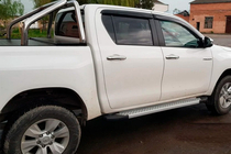 Toyota Hilux 2015- Estribos laterales Allmond Grey (2 uds., aluminio) foto 2