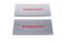 Fiat Ducato 2006-2025 Placas de umbral interiores Rojas (2 uds, acero inoxidable) foto 2