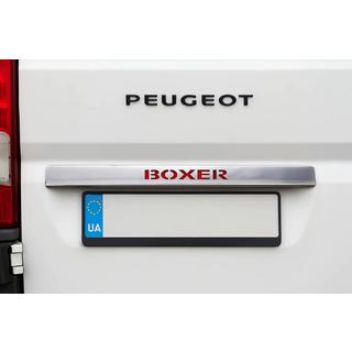Moldura cromada sobre la matrícula con LED rojo (acero inoxidable) Peugeot Boxer 2006-2025 foto 1