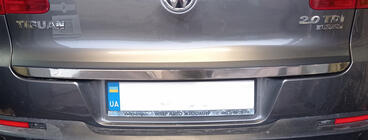 Volkswagen Tiguan 2007-2016 Moldura maletero acero inoxidable foto 5