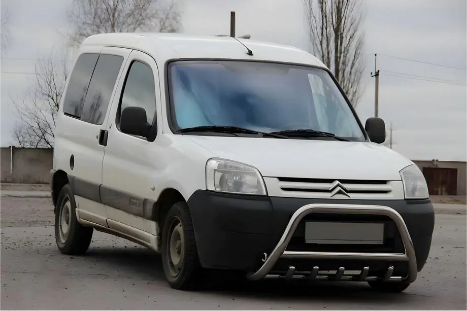 Peugeot Partner 1996-2008 Defensa Delantera WT003 (Acero Inoxidable) Image