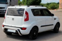 Kia Soul I 2008-2013 Barra Trasera AK002 (Acero Inoxidable) foto 1