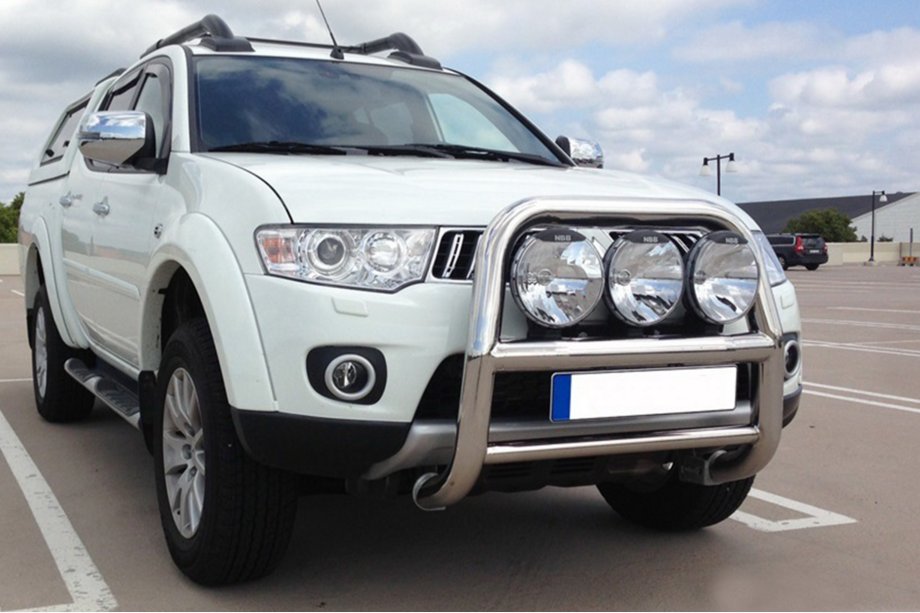 Mitsubishi L200 2006-2015 Defensa Delantera WT018 (Acero Inoxidable) Image