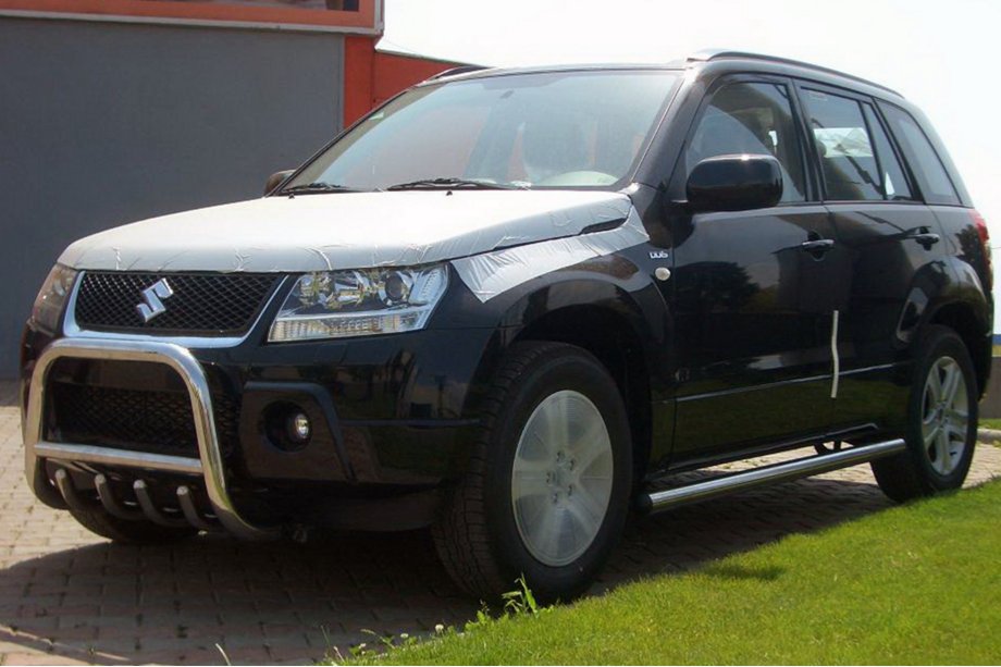 Suzuki Grand Vitara 2005-2017 Defensa Delantera QT006 (Acero Inoxidable) Image