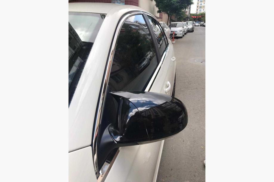 Volkswagen Jetta 2006-2011 Juego completo de molduras de ventana acero inoxidable Foto 2