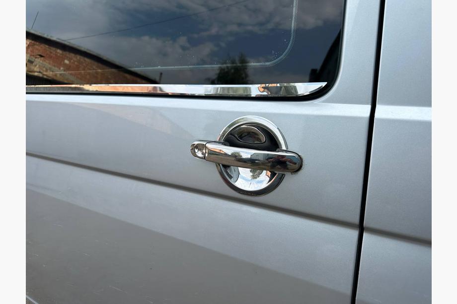 Volkswagen T5 Transporter 2003-2010 Cubiertas de acero inoxidable para manijas OmsaLine - Acero inoxidable italiano, 3 uds Image