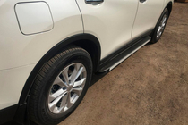 Nissan X-trail T32/Rogue 2014-2021 Estribos Laterales Maya V1 (2 uds, Aluminio) foto 1