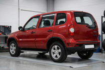 Chevrolet Niva 1998-2020 Estribos Laterales Maya V1 (2 uds., Aluminio) foto 1