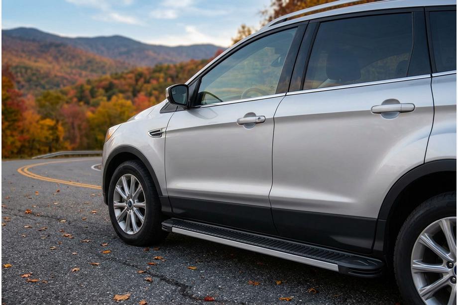Ford Kuga/Escape 2013-2019 Estribos Laterales Maya V1 (2 uds., Aluminio) Image