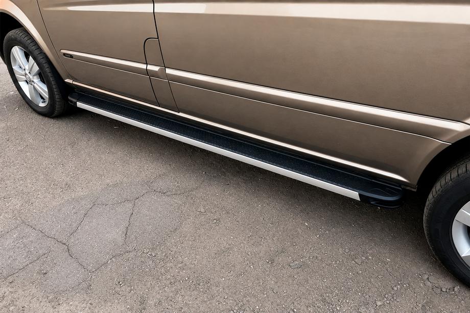 Mercedes Viano 2004-2014 Estribos Laterales Maya V1 (2 uds., Aluminio) Image