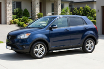SsangYong Korando 2010-2019 Estribos Laterales Maya V1 (2 uds., Aluminio) foto 1