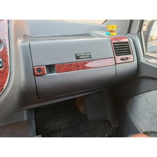 Cubiertas de Panel Meric (1999-2003) Mercedes Vito W638 1996-2003 foto 2