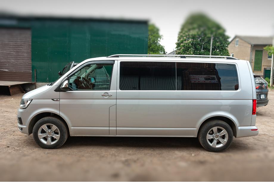 Volkswagen T6 2015-2024 Barras de techo CROWN (gris mate) Batalla Corta Foto 3