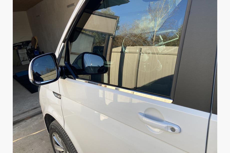 Volkswagen T6 2015-2024 Molduras de Ventanas (2 uds., Acero Inoxidable) Image