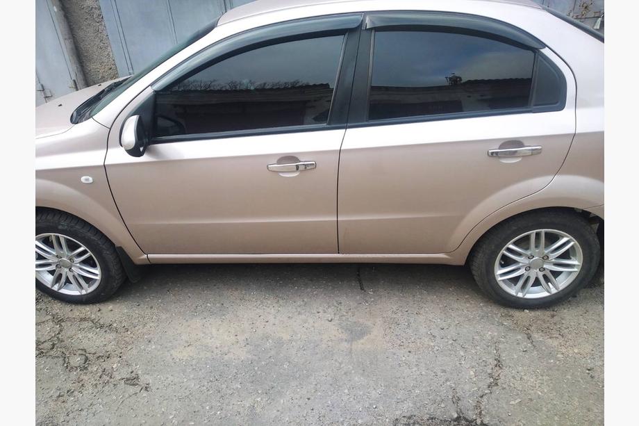 Chevrolet Aveo T250 2005-2011 Cubiertas de Manijas Cromadas (4 uds) Image
