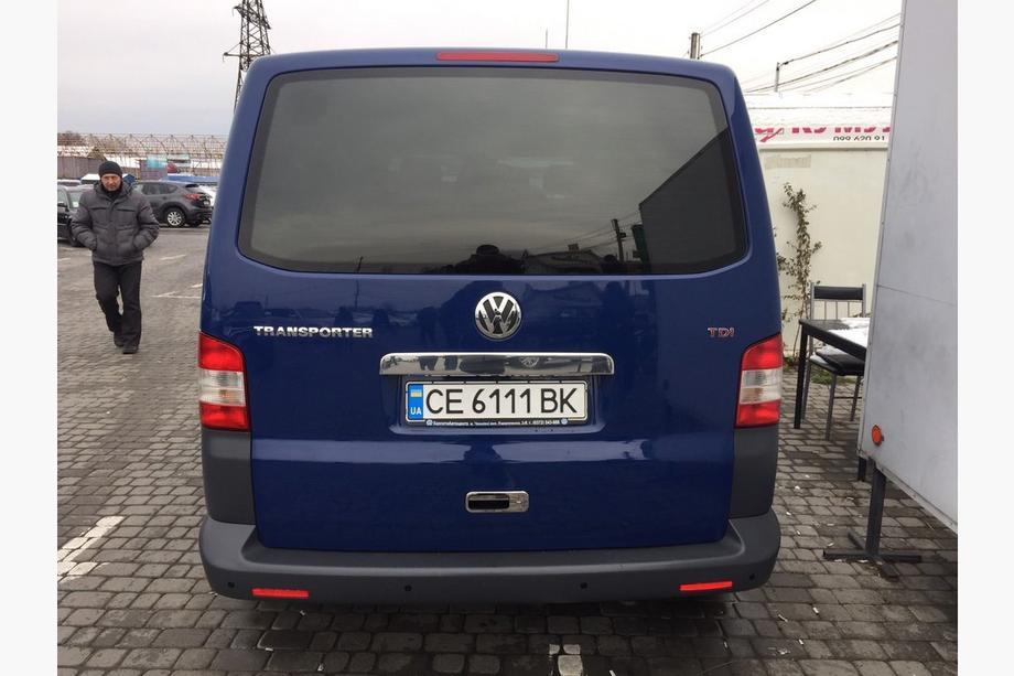 Volkswagen T5 Multivan 2003–2010 Moldura de maletero sobre la matrícula en acero inoxidable Sin Inscripción, OmsaLine - Acero Inoxidable Italiano Foto 3