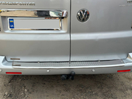 Volkswagen T5 2010-2015 Moldura de acero inoxidable sobre la matrícula para puertas traseras abatibles foto 4